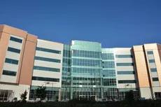 بازدید آقای دکتر نصر مسئول زیست فناوری رویان اصفهان